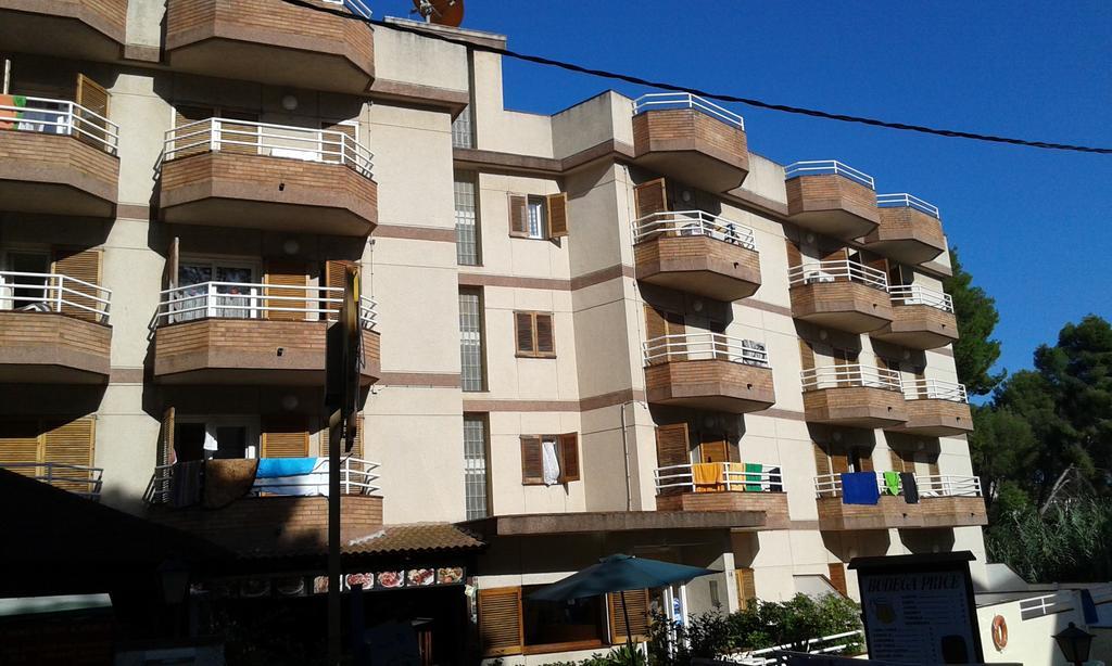 Apartamentos Eva Costa Brava Экстерьер фото
