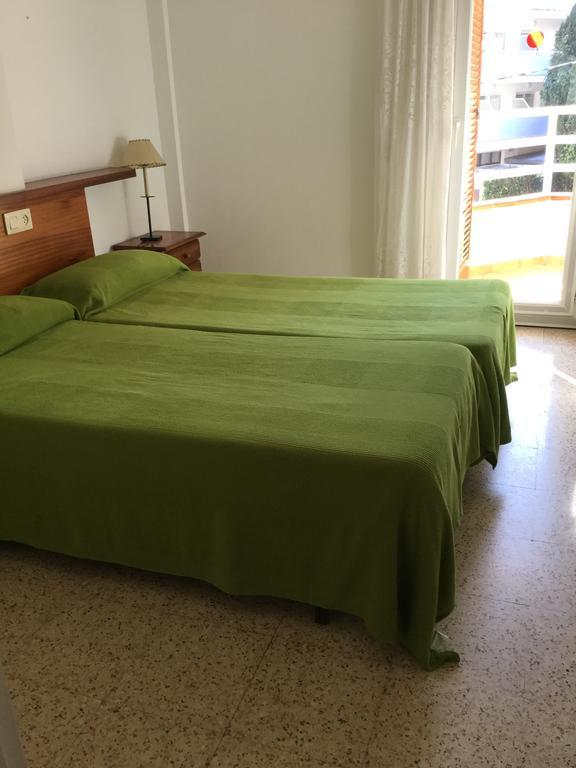 Apartamentos Eva Costa Brava Экстерьер фото
