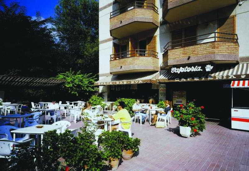 Apartamentos Eva Costa Brava Экстерьер фото
