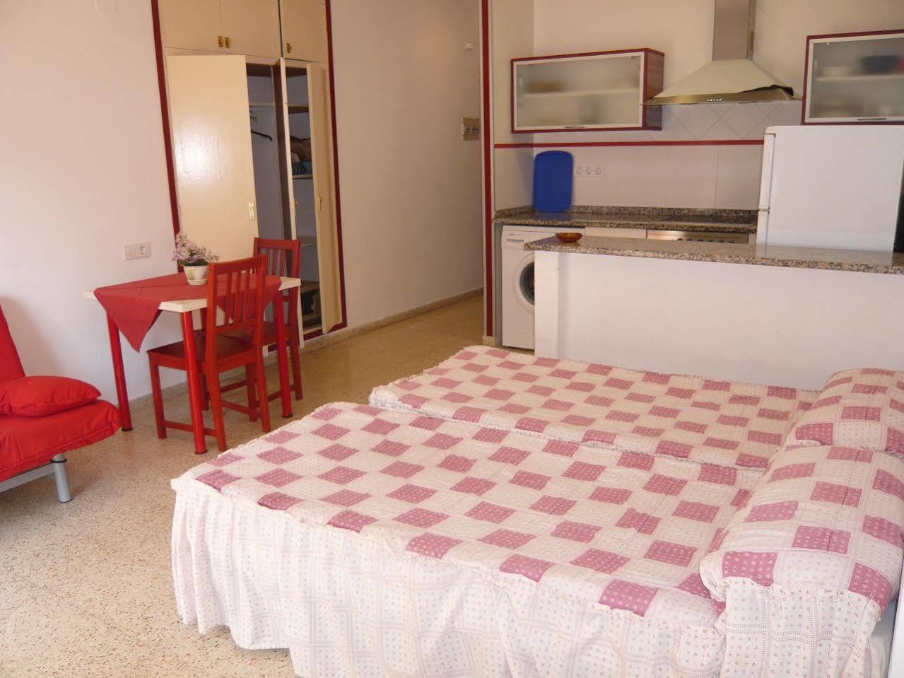 Apartamentos Eva Costa Brava Экстерьер фото