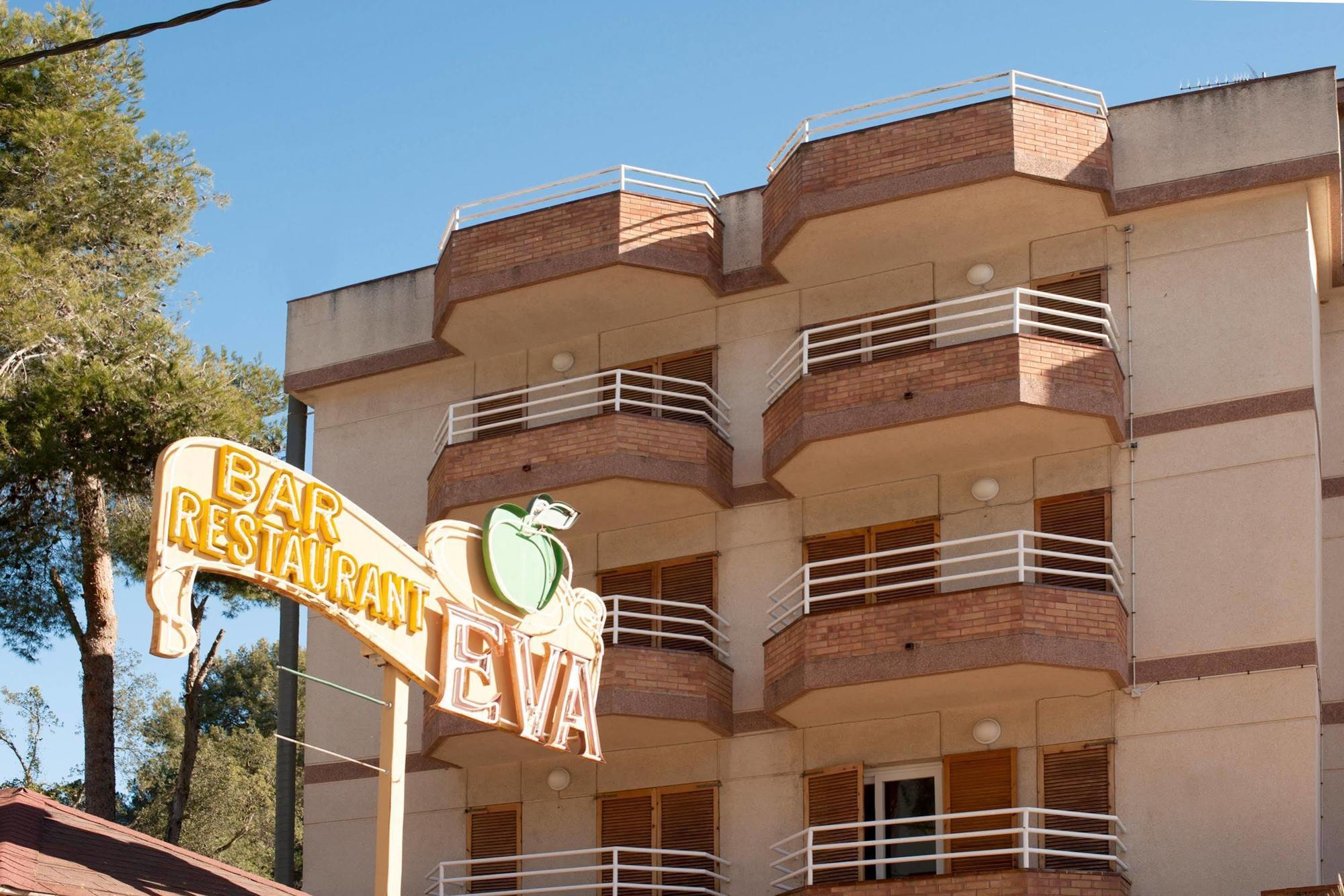 Apartamentos Eva Costa Brava Экстерьер фото