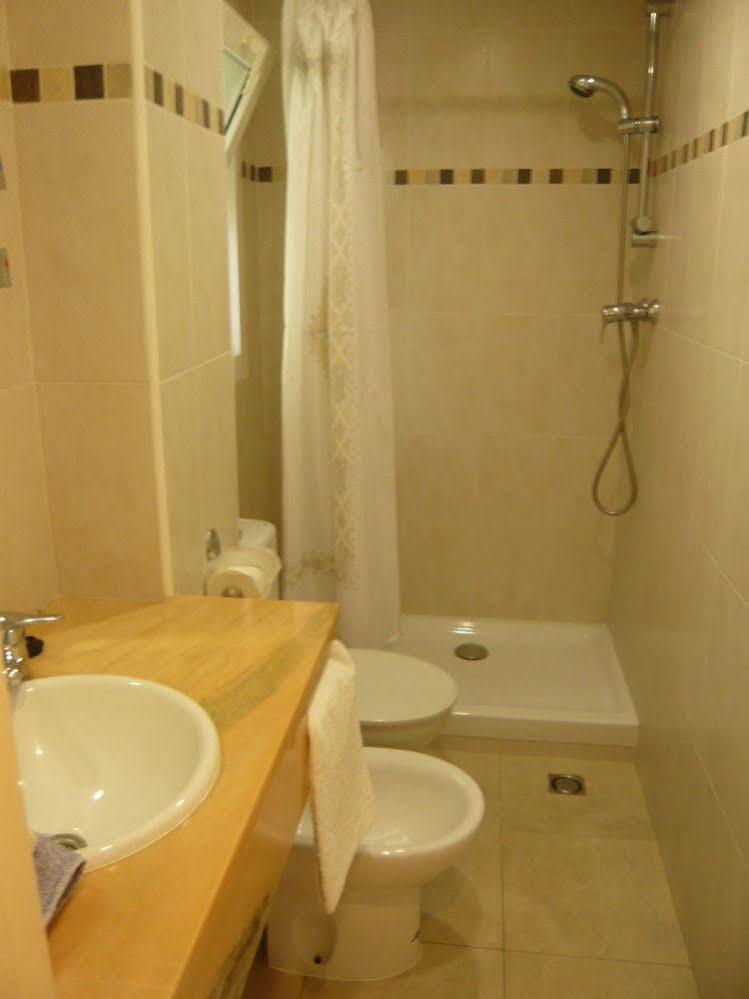 Apartamentos Eva Costa Brava Экстерьер фото